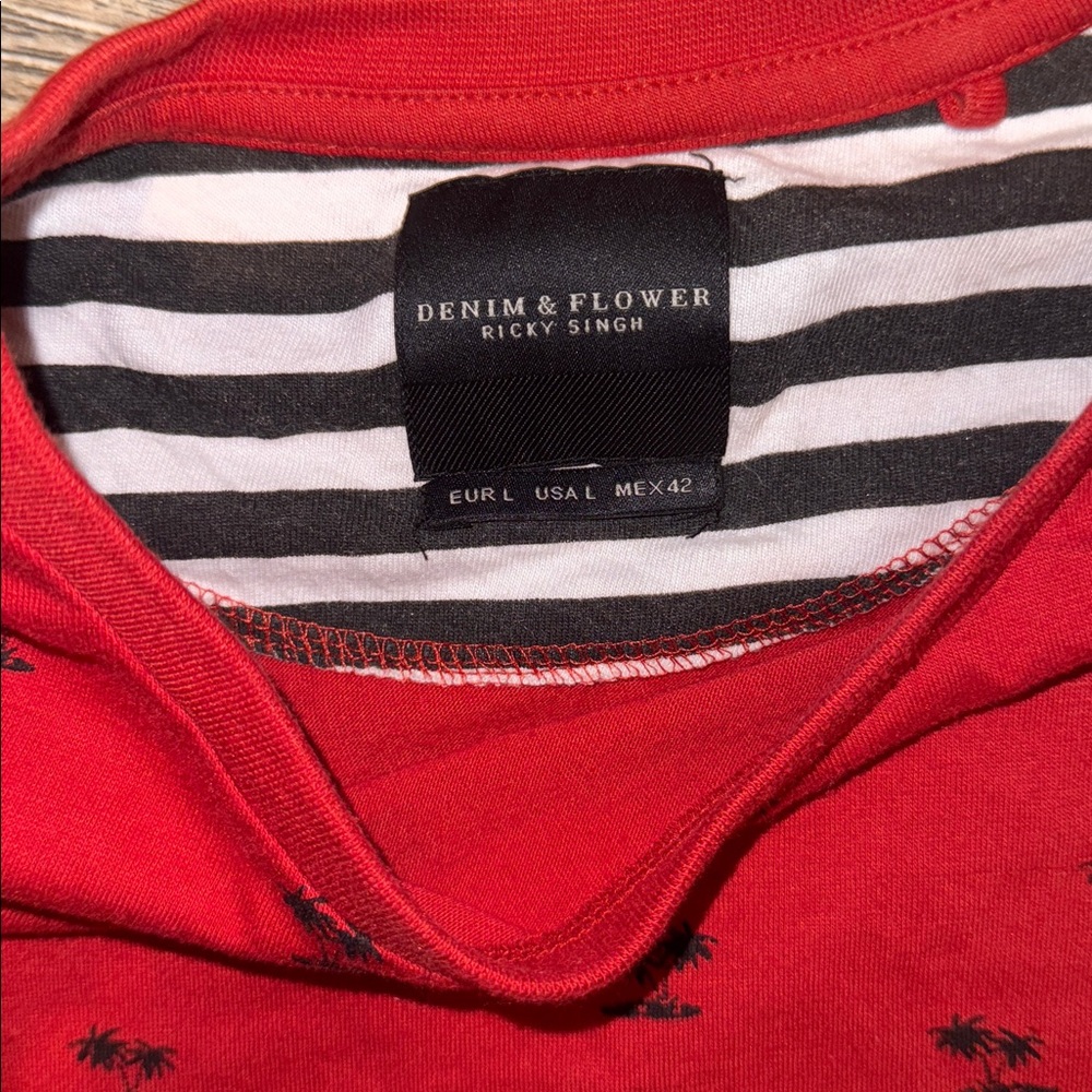 Denim & Flower Red/orange Shirt with palm trees sz L - Picture 2 of 3